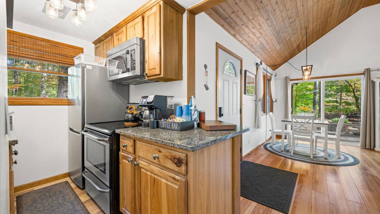 Photo of Kitchen in Helmsburg