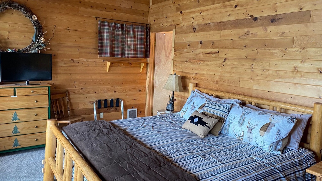 Photo of Bedroom in Kalispell