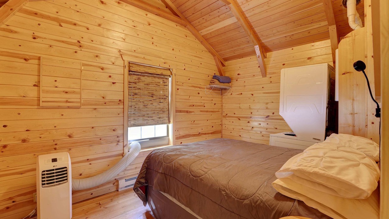 Photo of Bedroom in Dayton
