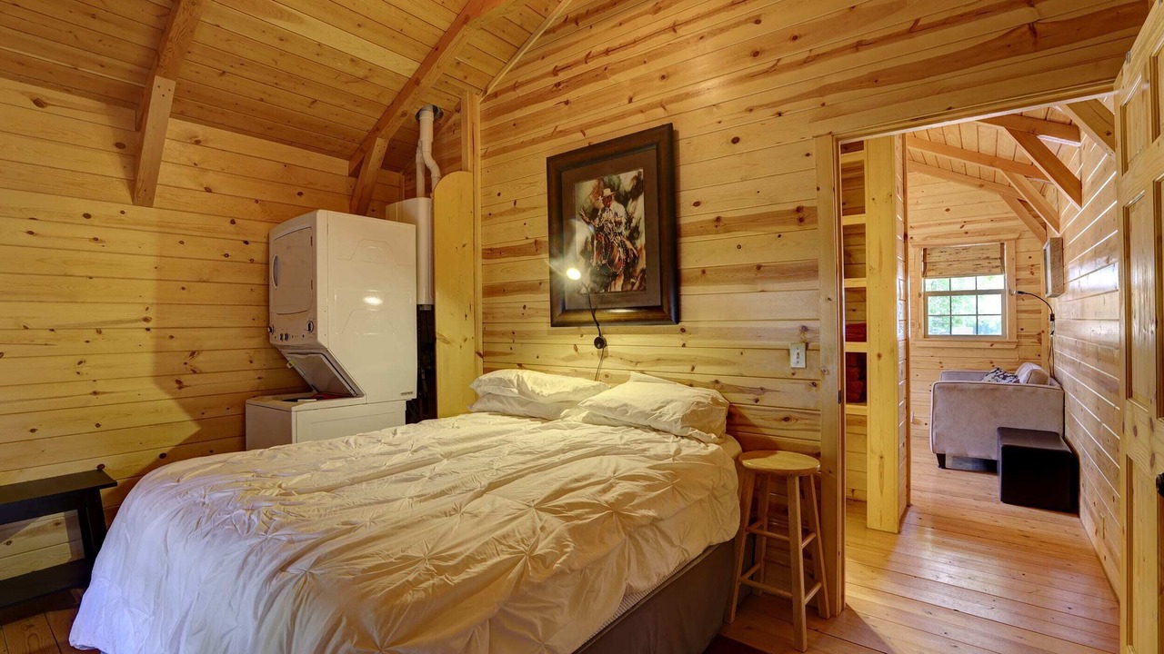 Photo of Bedroom in Dayton
