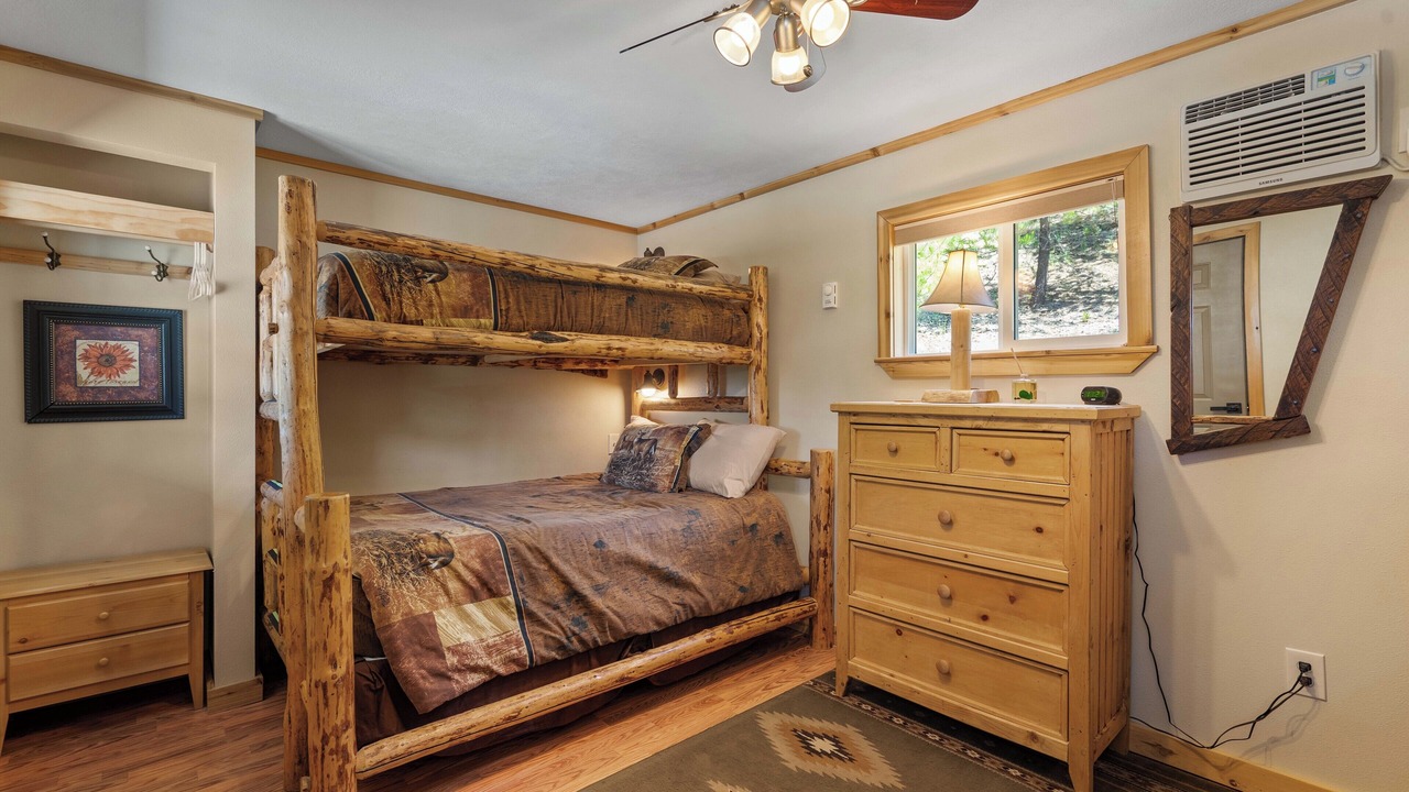 Photo of Bedroom in Kellogg