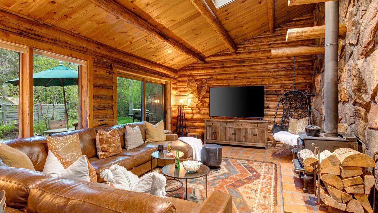 Photo of Livingroom in Moose Wilson Road