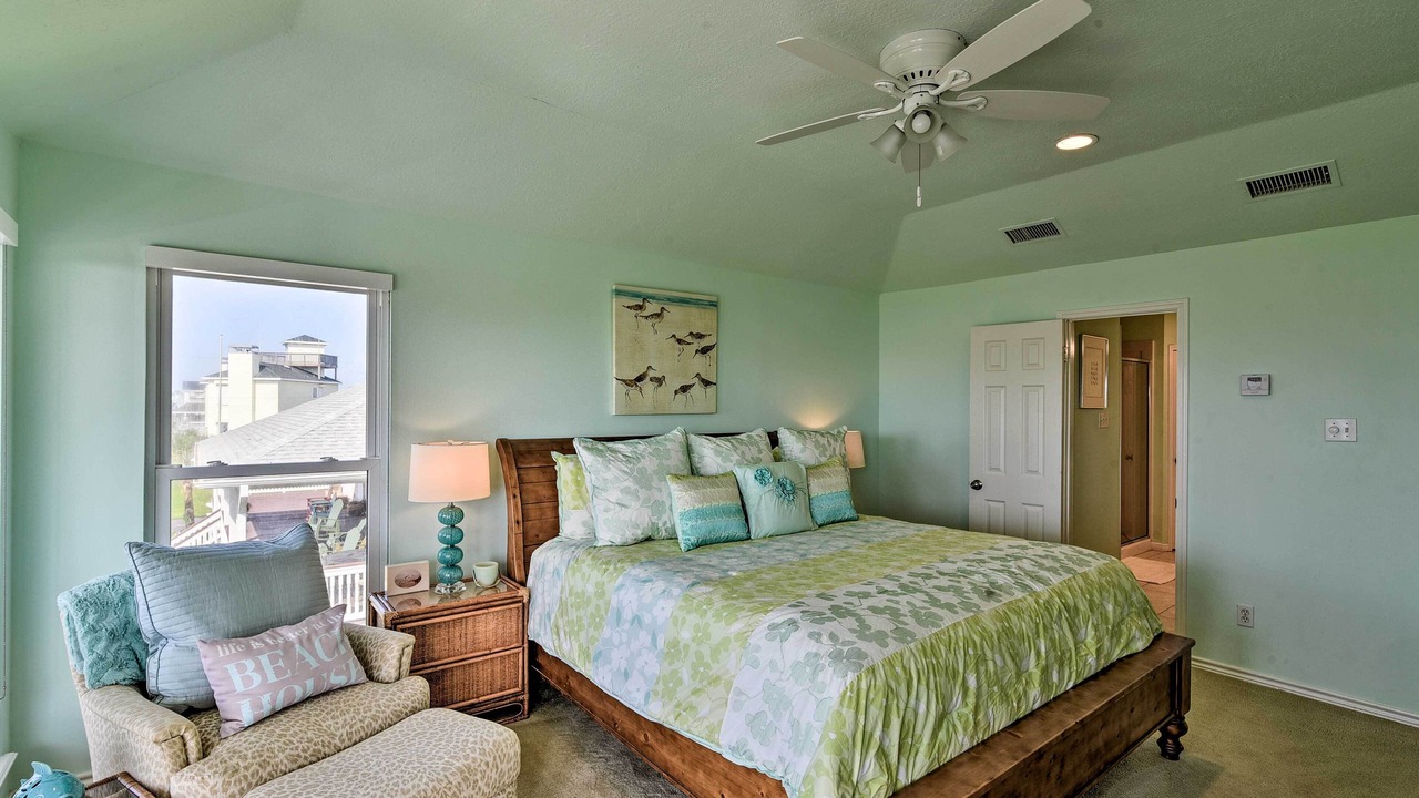 Photo of Bedroom in Indian Beach
