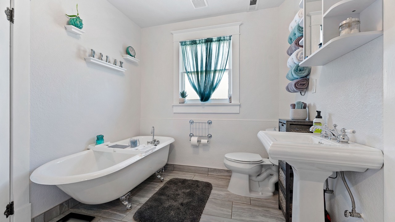 Photo of Bathroom in Spearfish