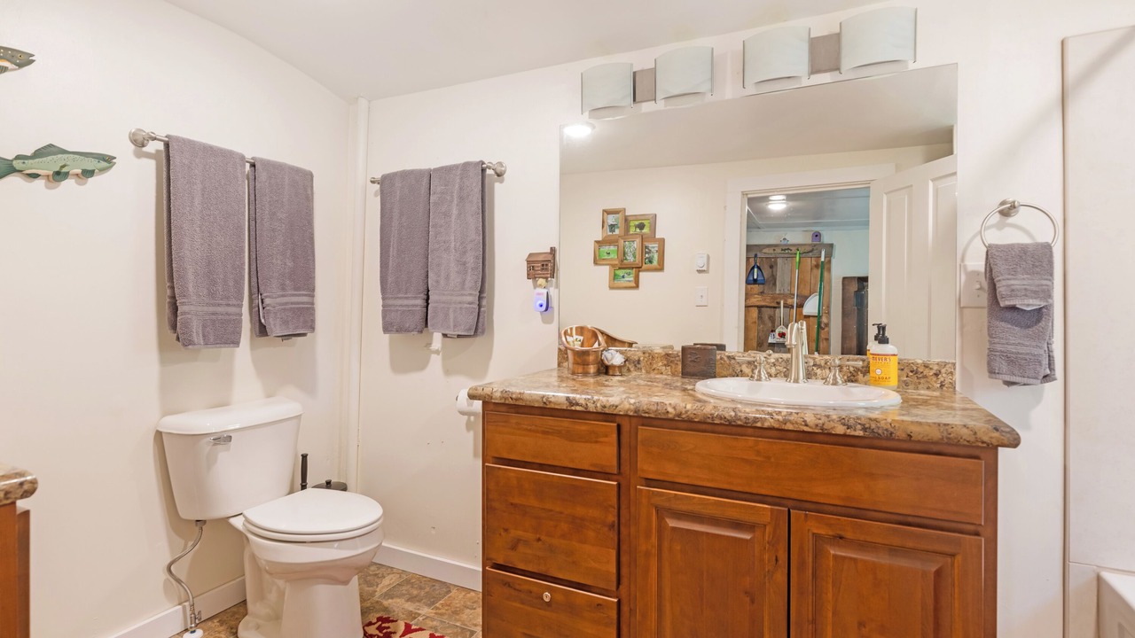 Photo of Bathroom in Clinton