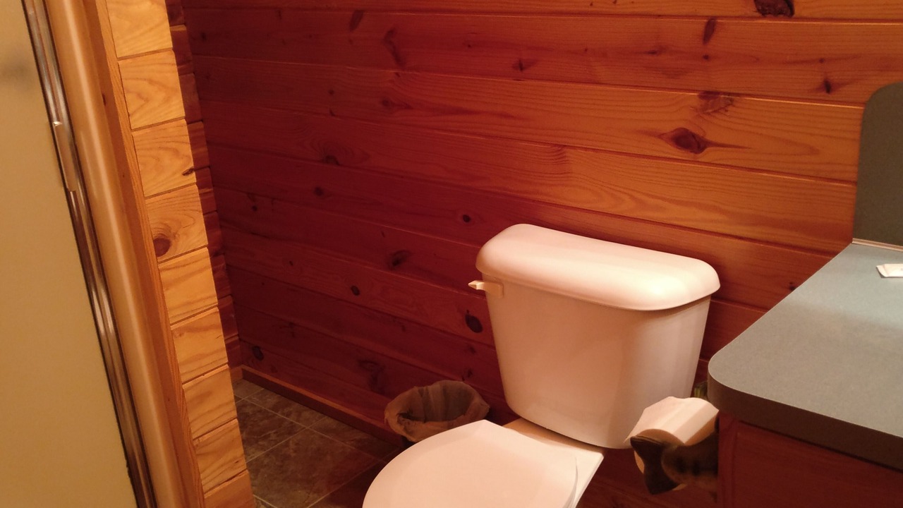 Photo of Bathroom in Mountain Pine