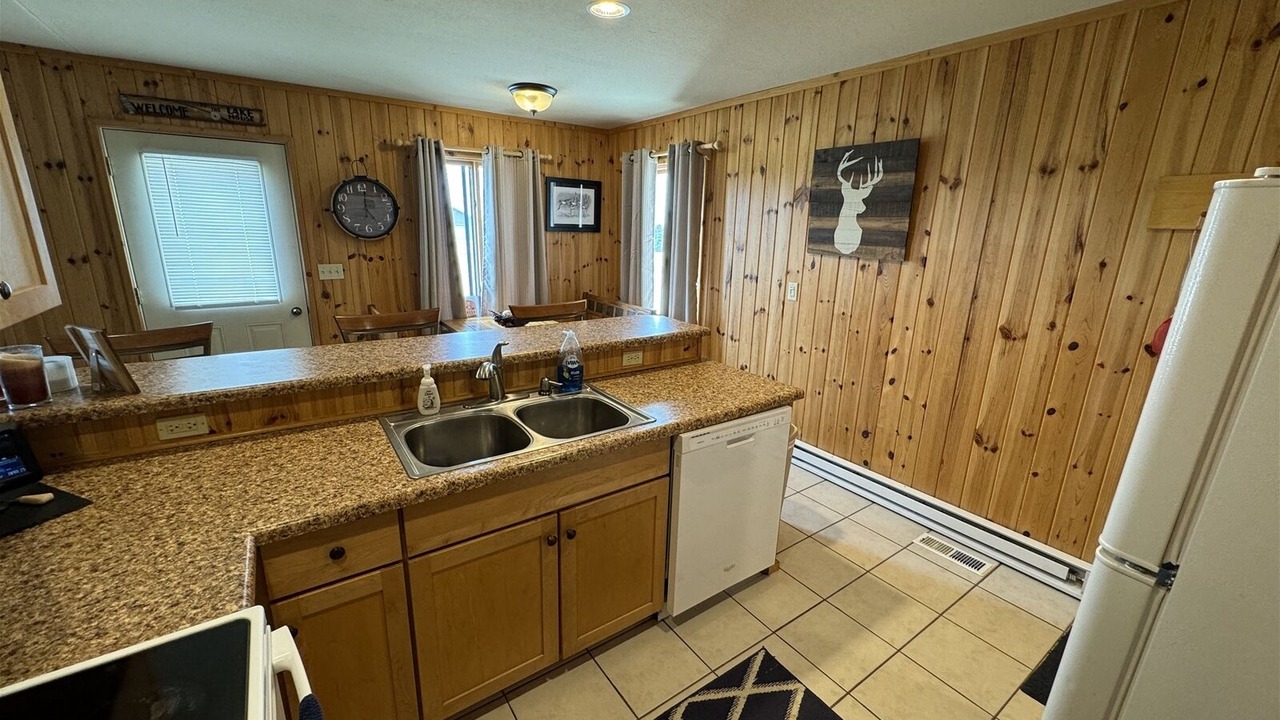 Photo of Kitchen in Waubay