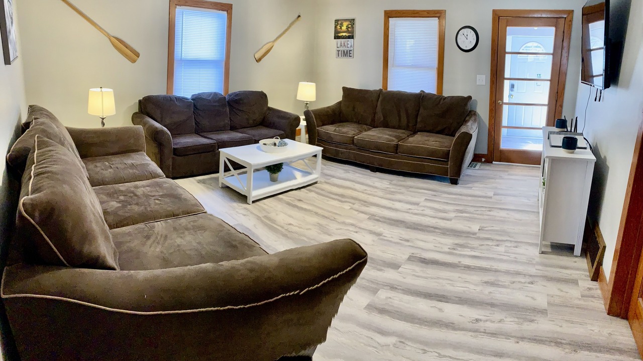 Photo of Livingroom in Port Clinton