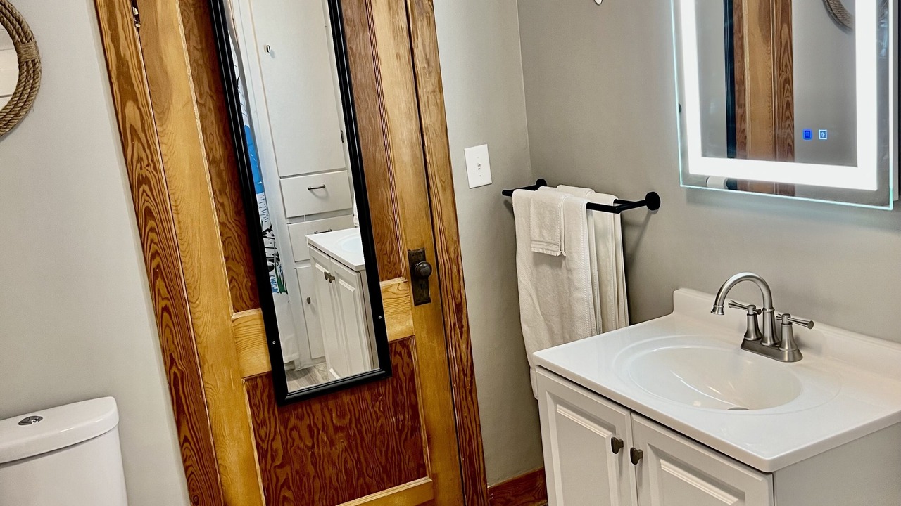 Photo of Bathroom in Port Clinton