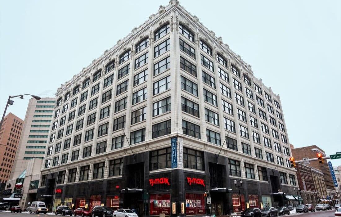 Photo of Outdoor in Mile Square