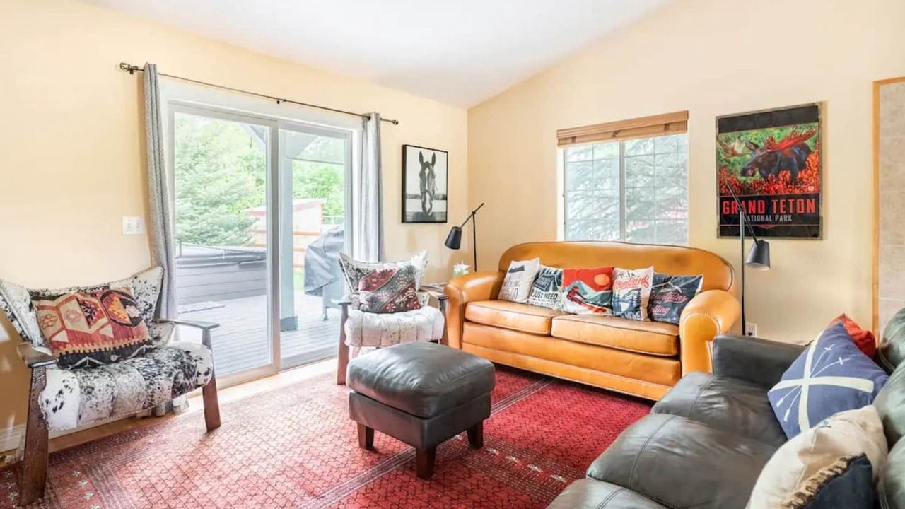 Photo of Bedroom in Creekside Meadows