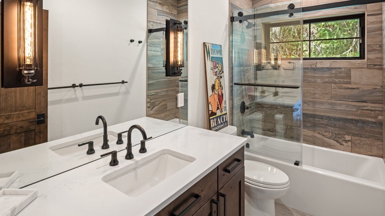 Photo of Bathroom in Sandpoint
