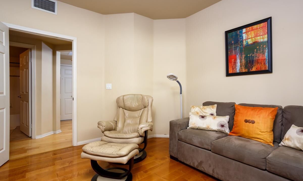 Photo of Livingroom in Bankers Hill