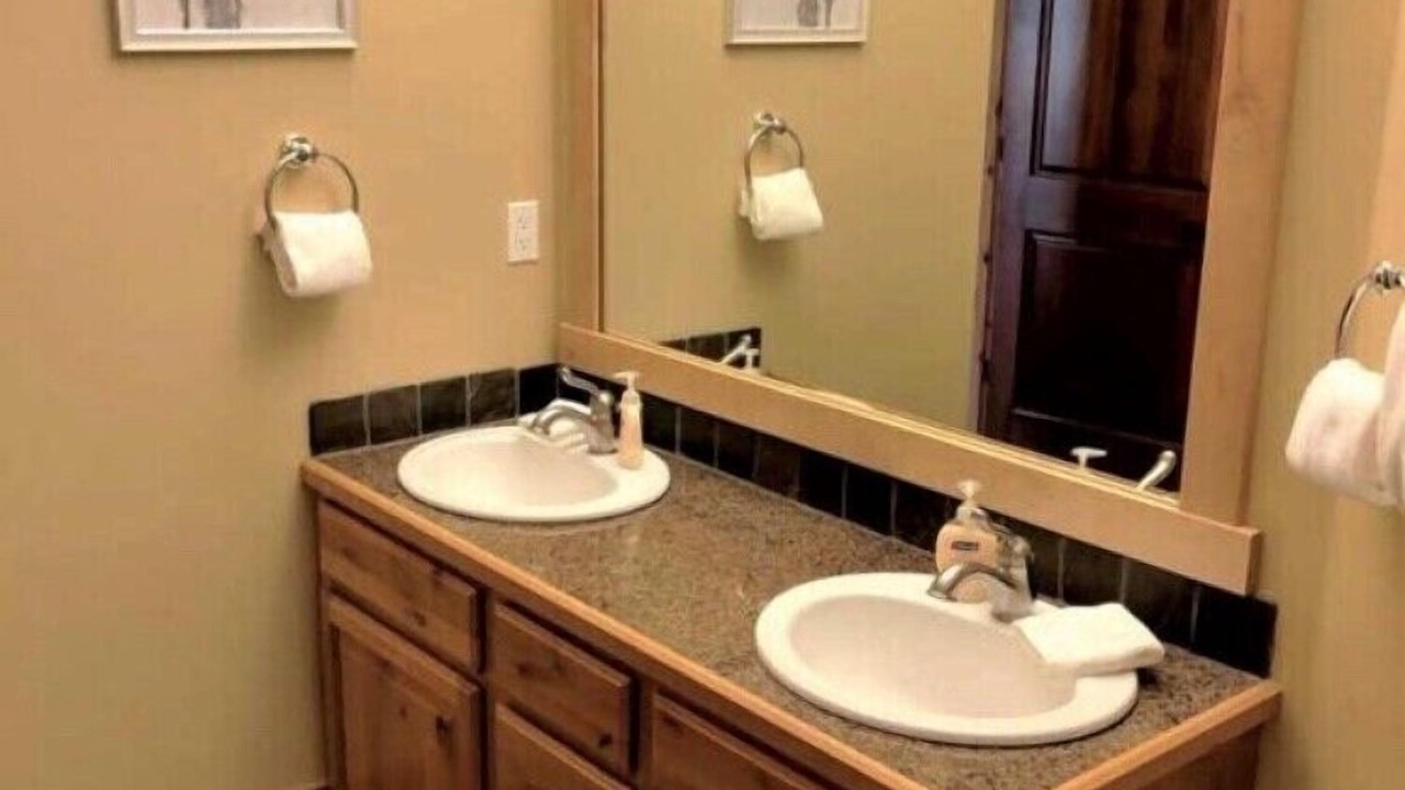 Photo of Bathroom in Kellogg