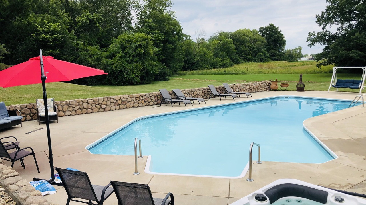 Photo of Outdoor in Linn Grove