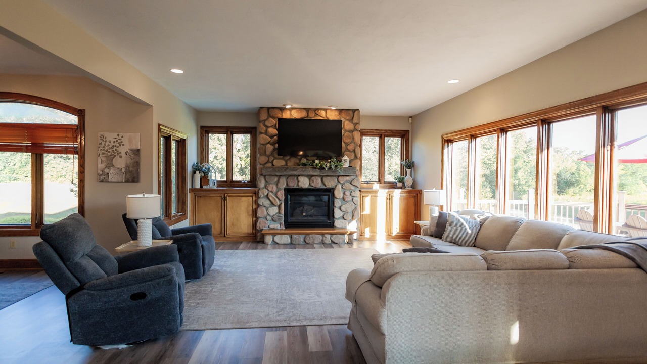 Photo of Livingroom in Linn Grove