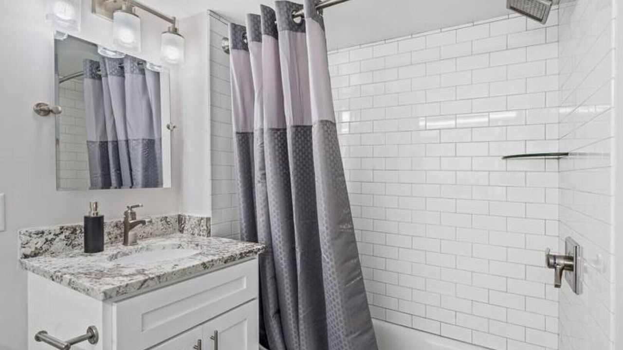 Photo of Bathroom in Grandview Heights