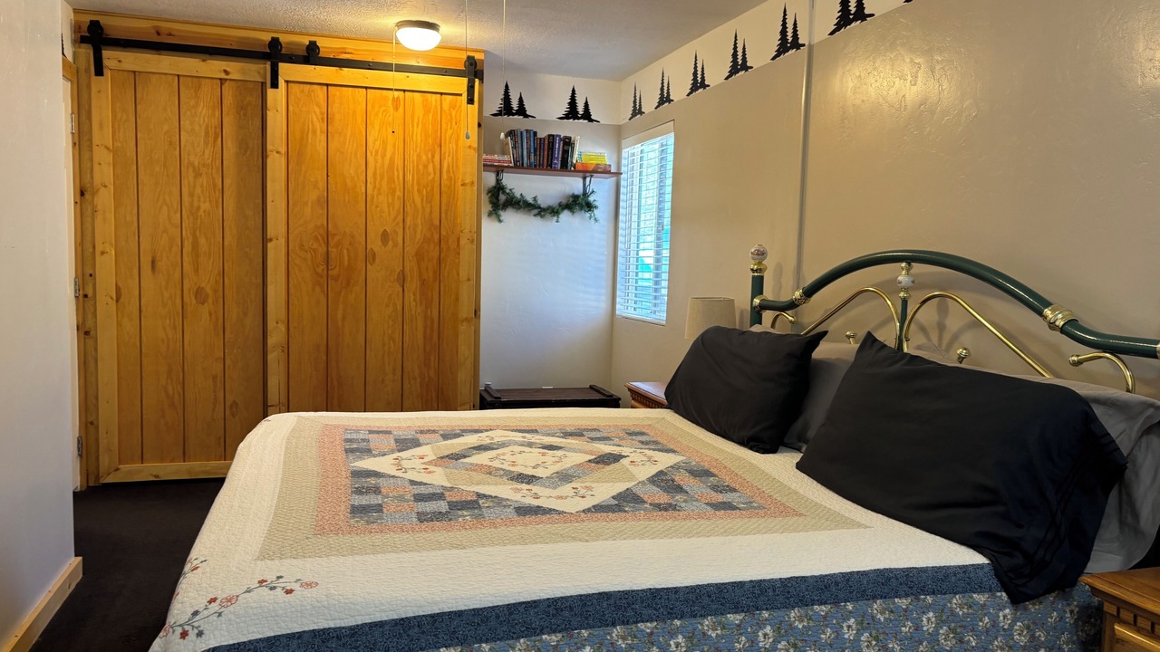 Photo of Bedroom in Duck Creek Village
