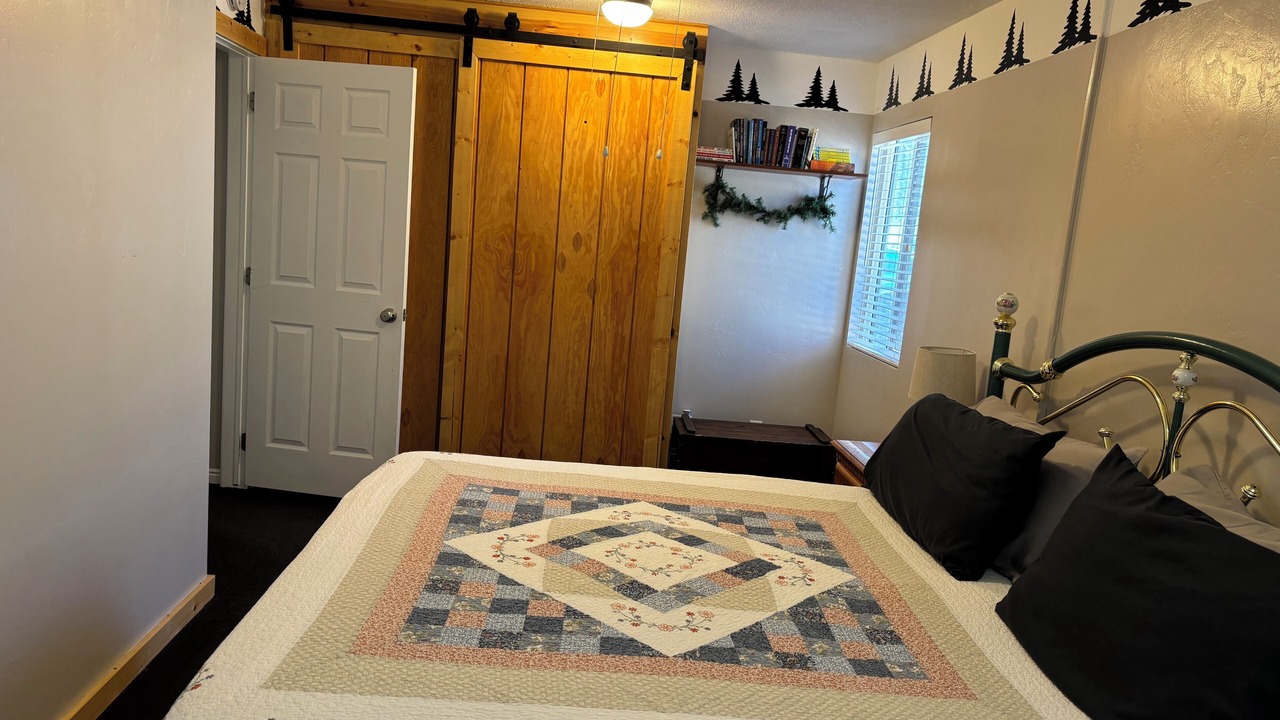 Photo of Bedroom in Duck Creek Village