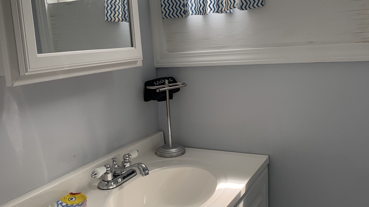 Photo of Bathroom in Lakeside