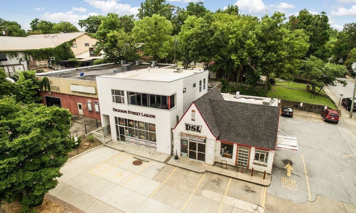 Photo of Outdoor in Fayetteville