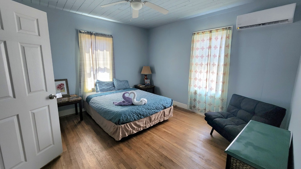 Photo of Bedroom in Del Mar