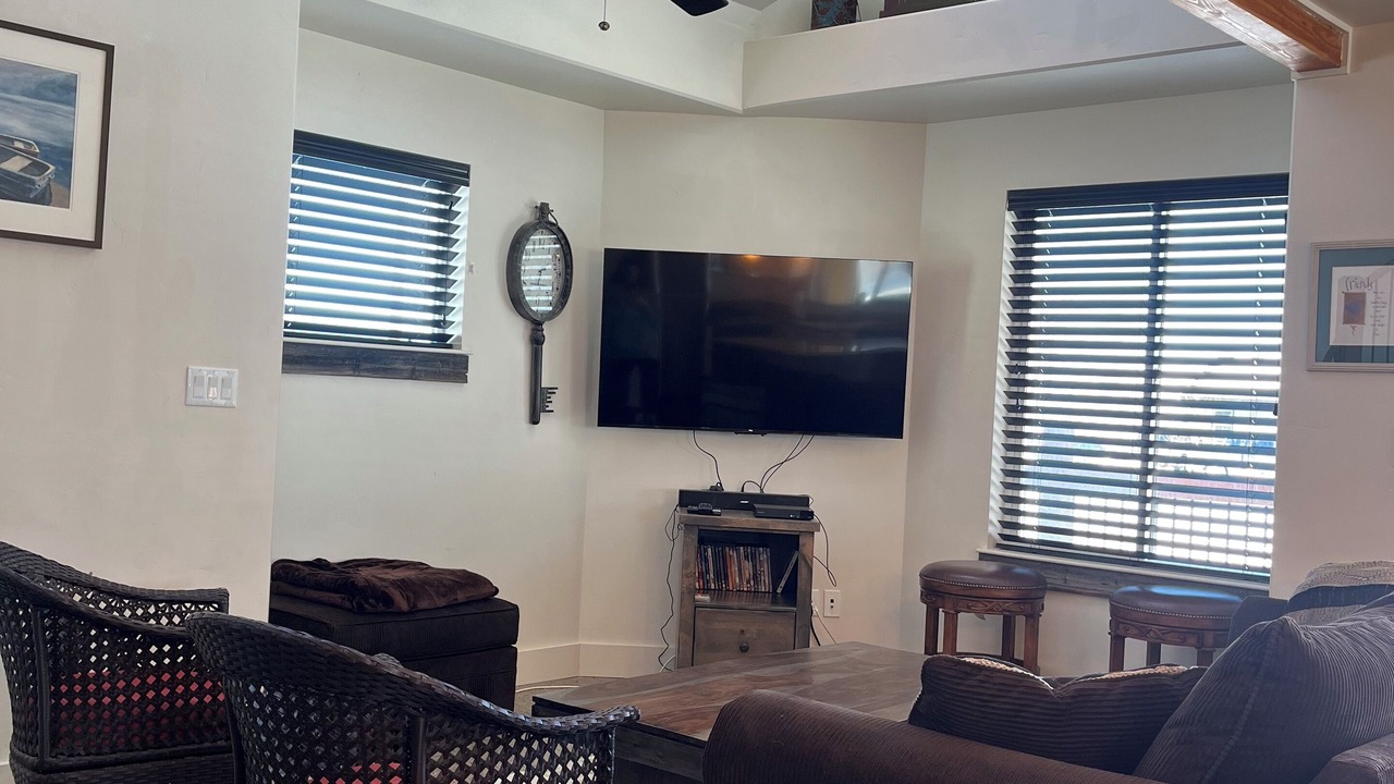 Photo of Livingroom in St. Charles