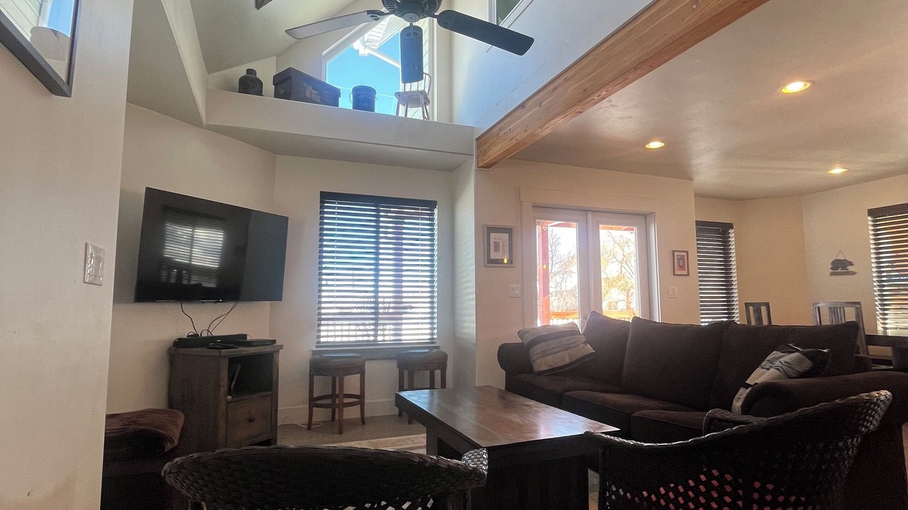 Photo of Livingroom in St. Charles