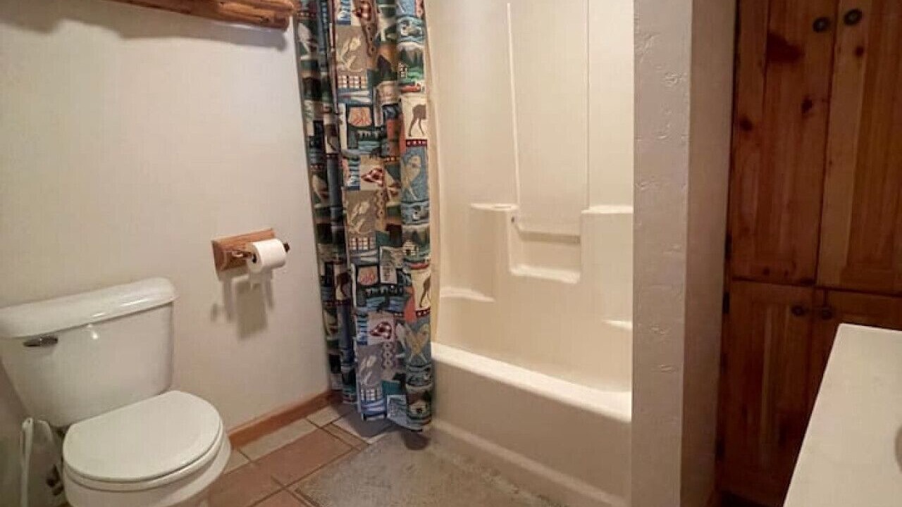 Photo of Bathroom in Dubois