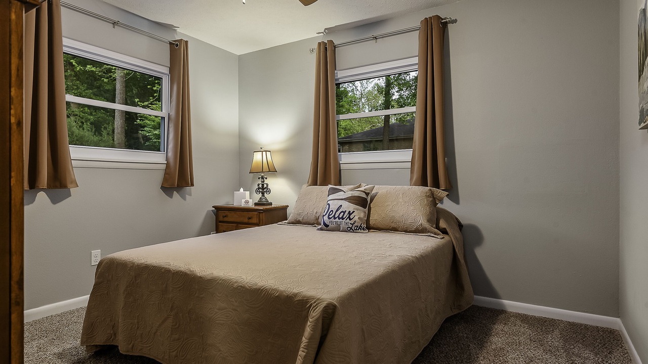 Photo of Bedroom in Lakeview