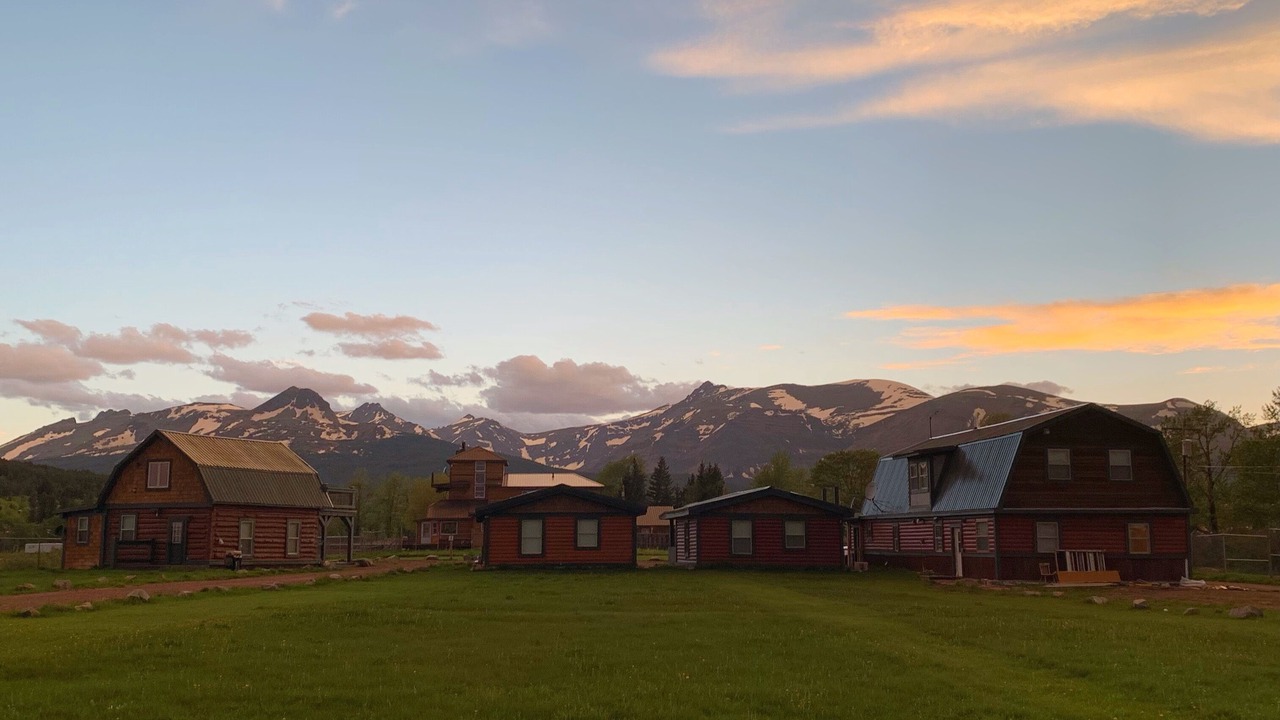 Photo of Others in East Glacier Park Village