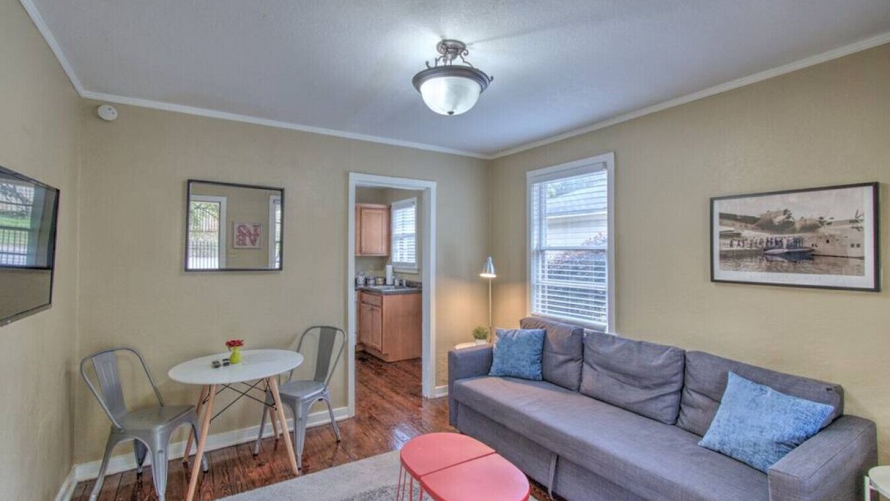 Photo of Bedroom in Midtown