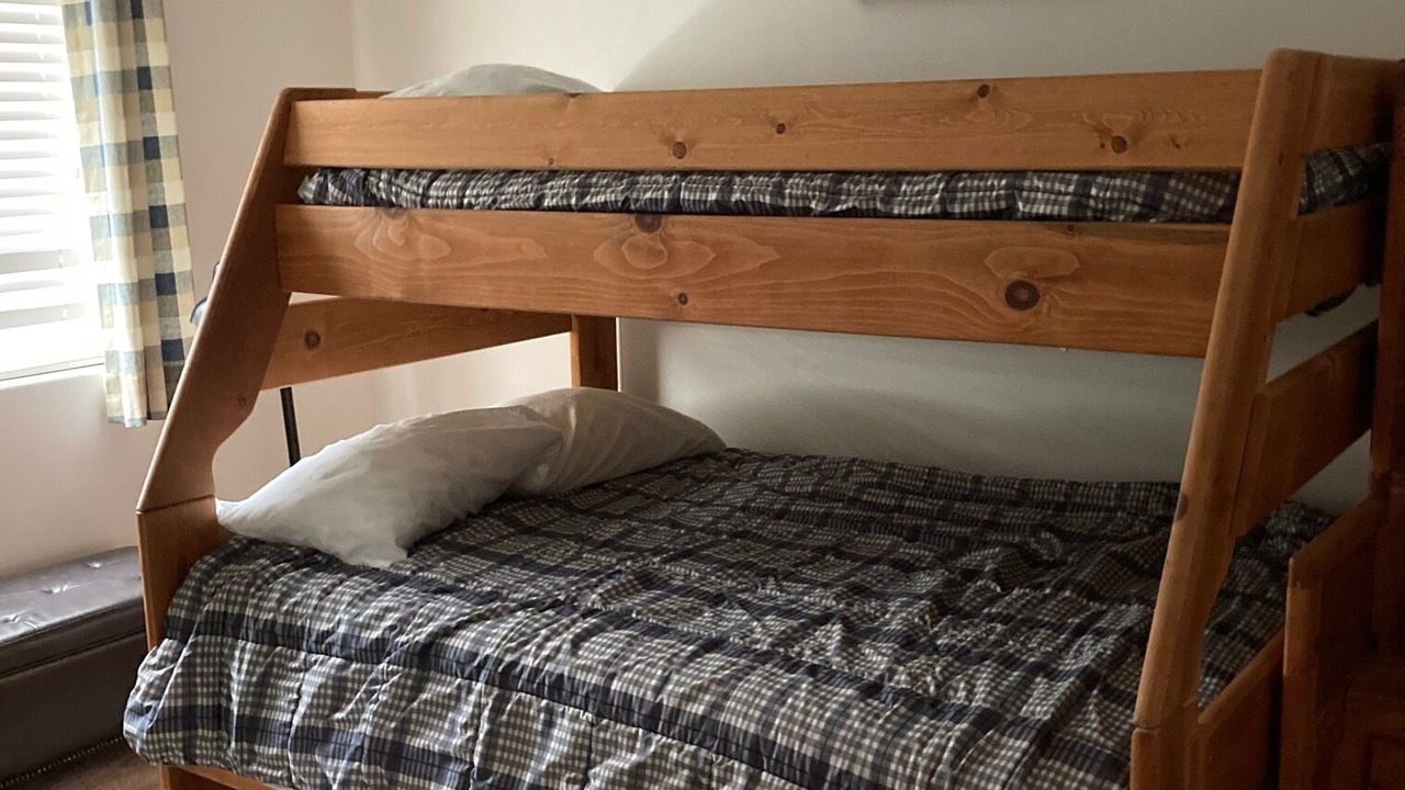 Photo of Bedroom in Athol