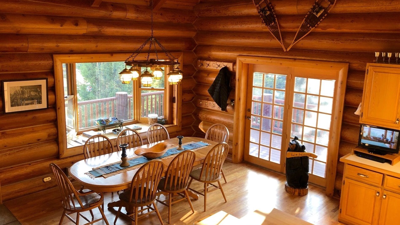 Photo of Livingroom in Island Park