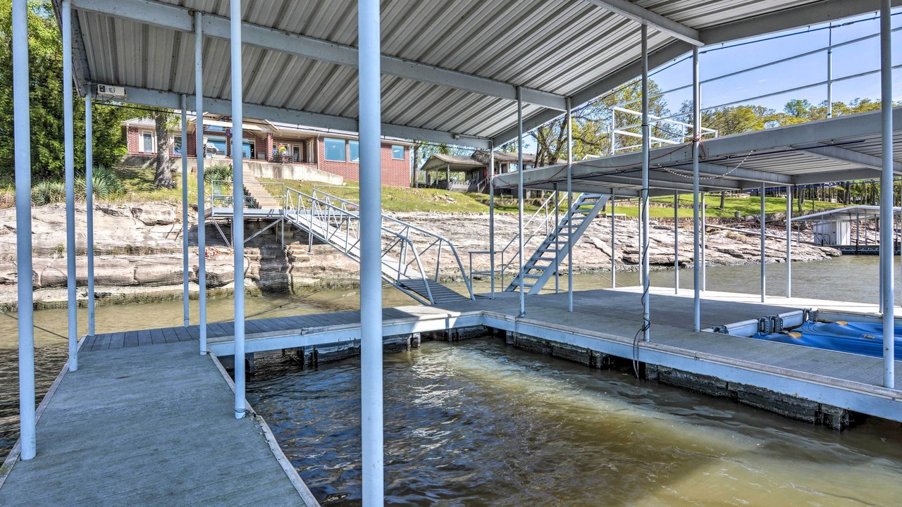 Photo of Outdoor in Cleora