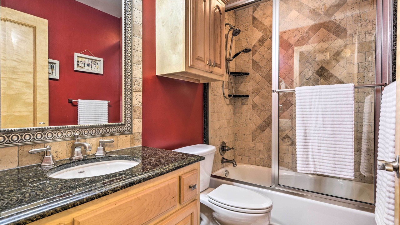 Photo of Bathroom in Cleora