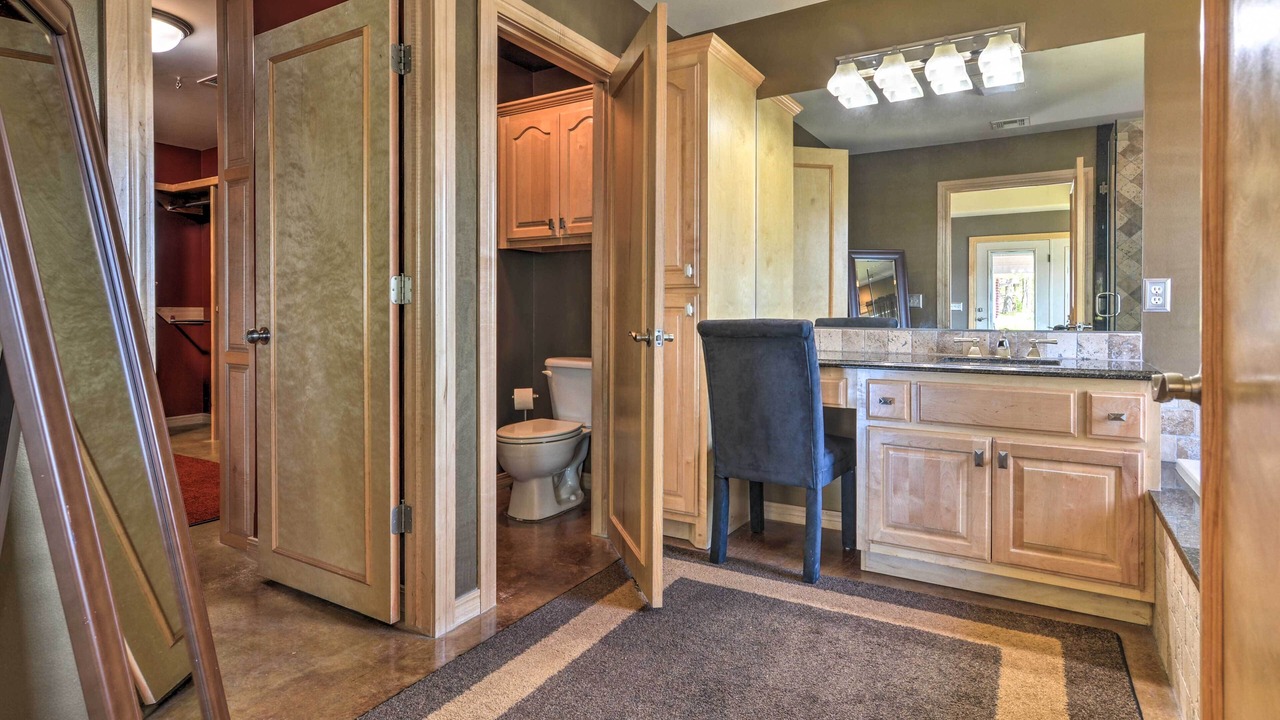 Photo of Bathroom in Cleora