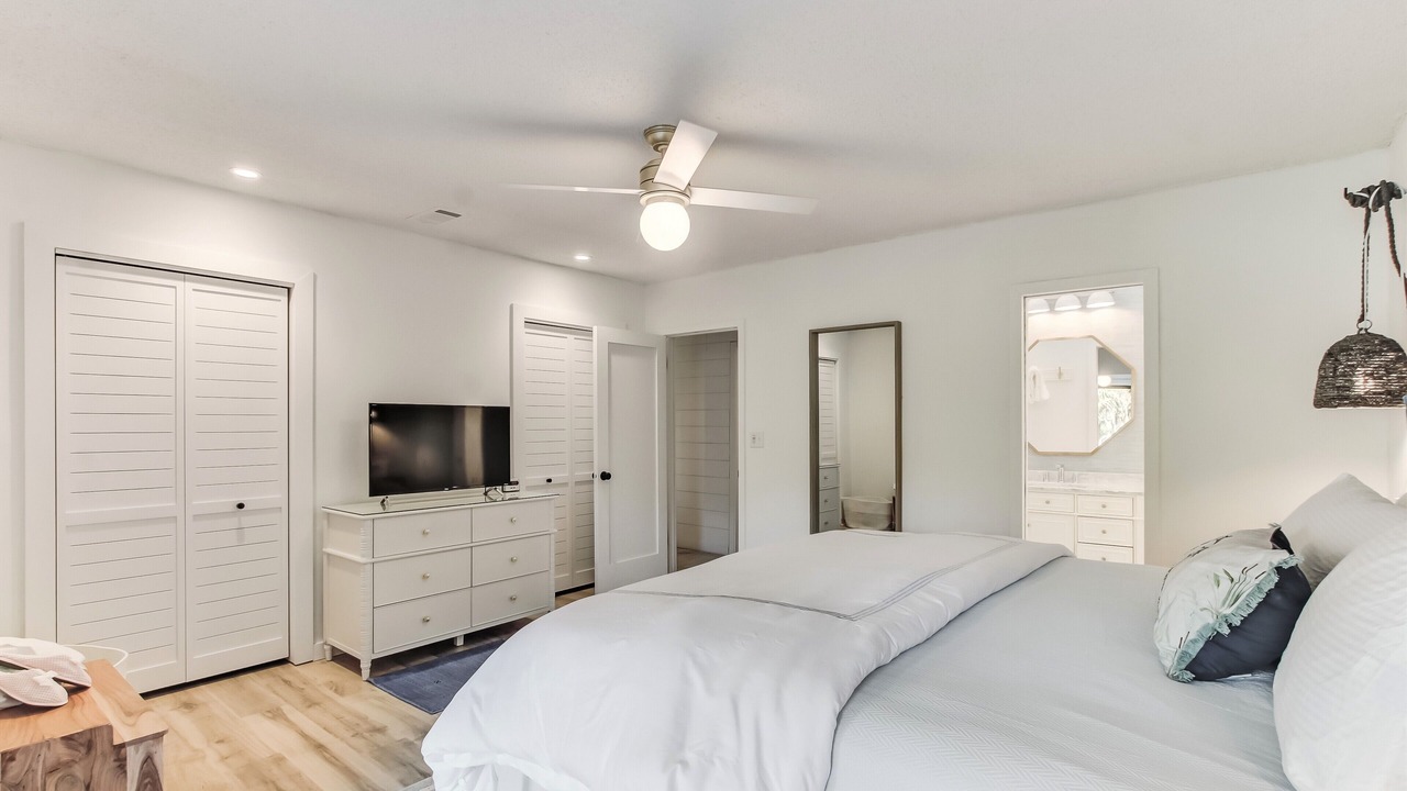 Photo of Bedroom in Fernandina Beach