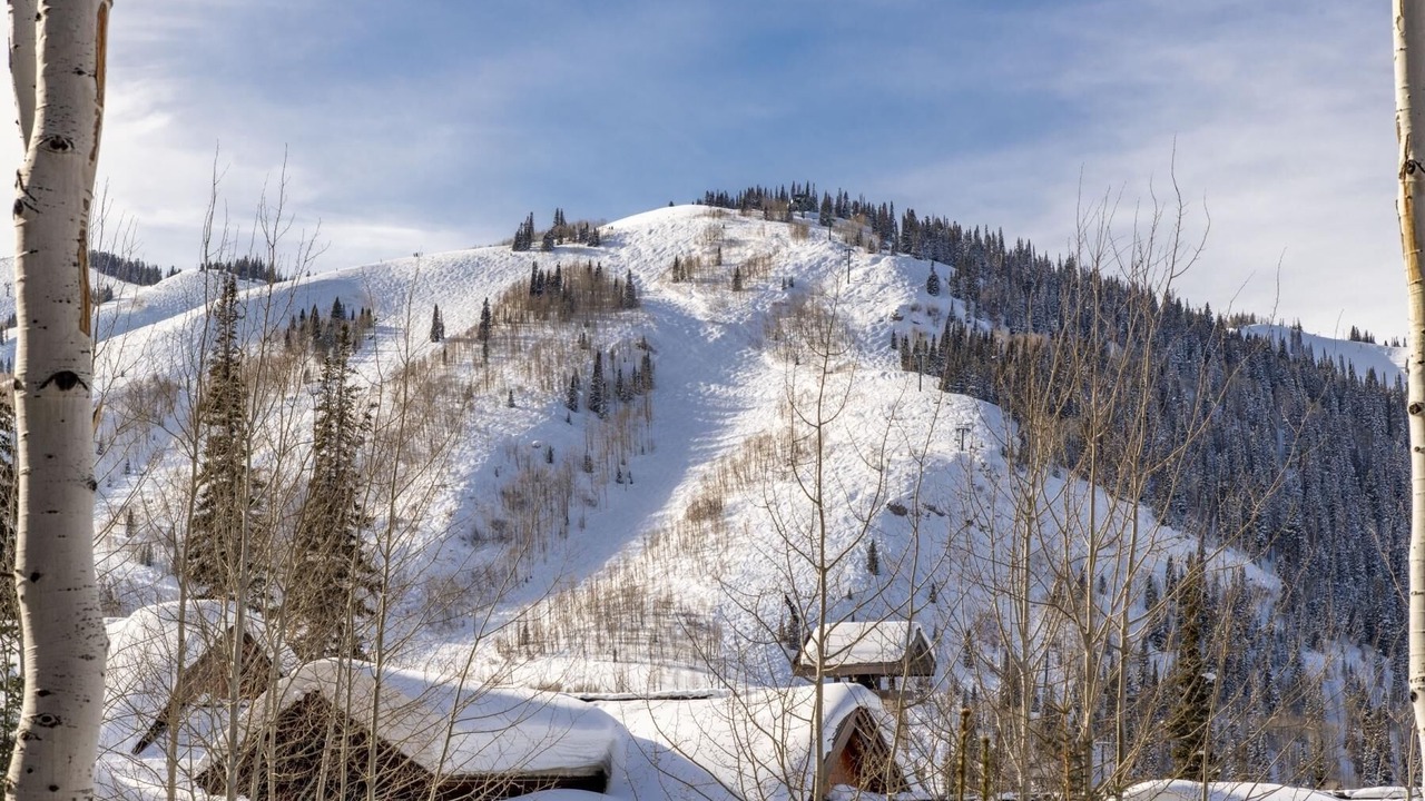 Photo of Outdoor in Empire Pass