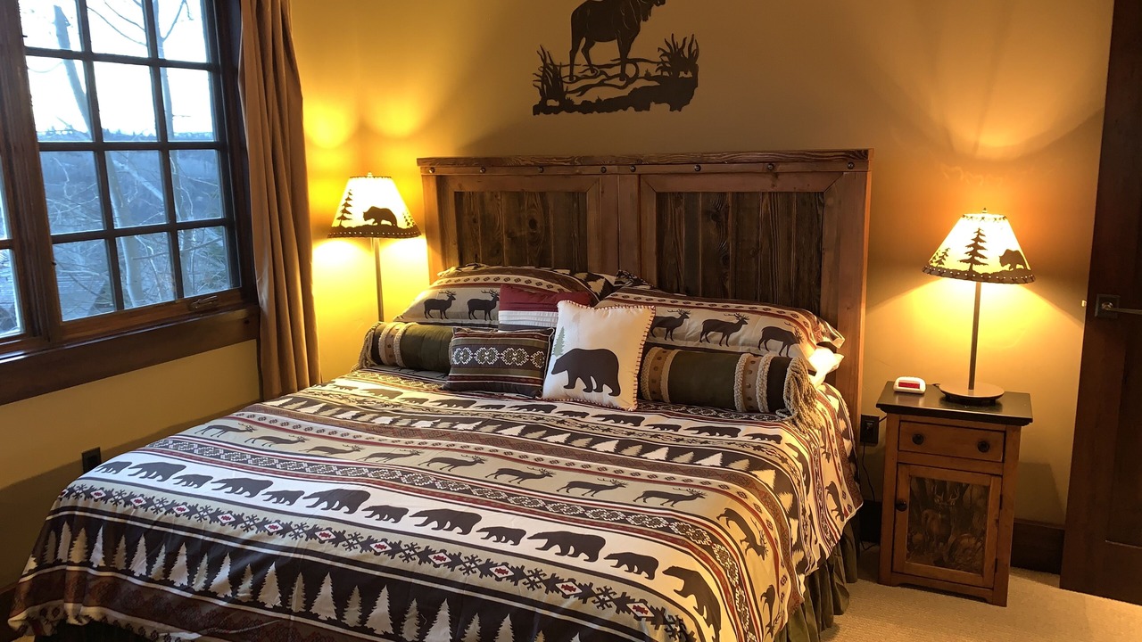 Photo of Bedroom in Empire Pass