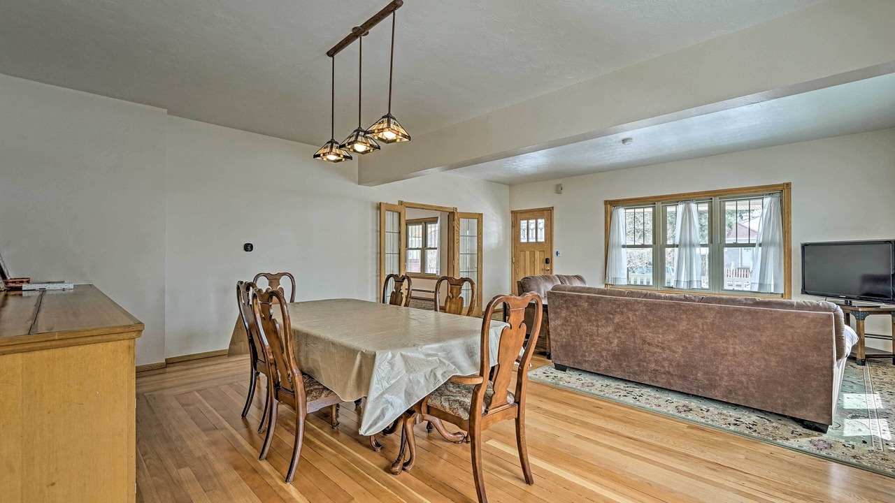Photo of Bedroom in Laramie
