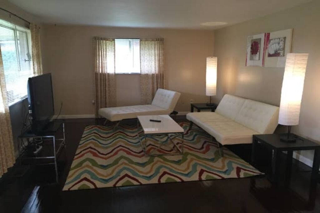 Photo of Livingroom in Shiloh