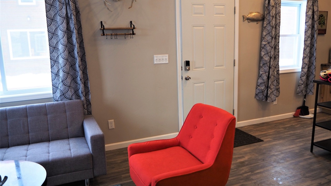 Photo of Livingroom in Last Chance