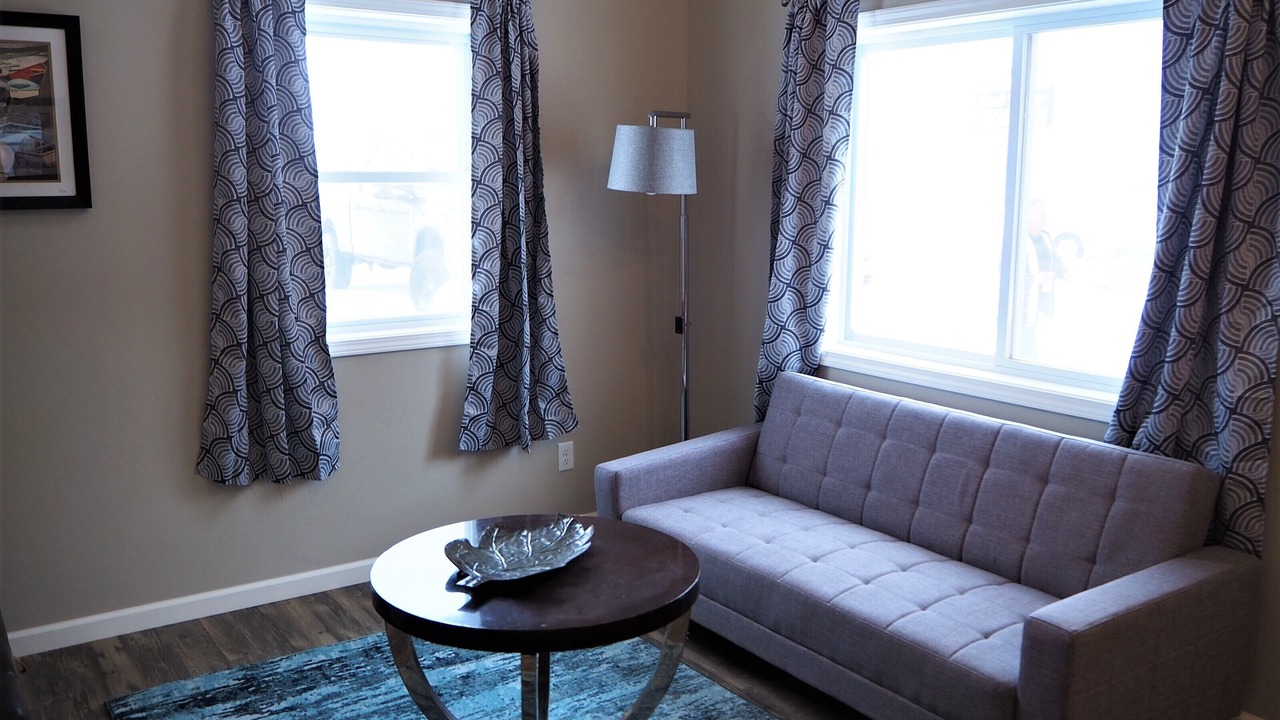 Photo of Livingroom in Last Chance