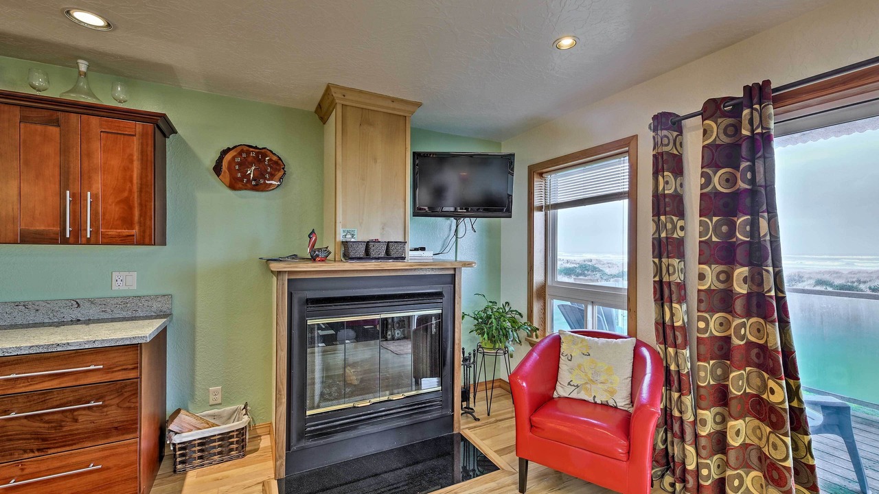Photo of Bedroom in Waldport