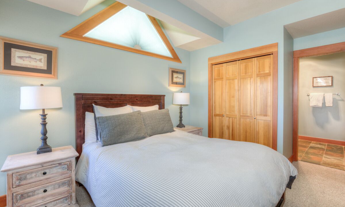 Photo of Bedroom in Saddle Ridge