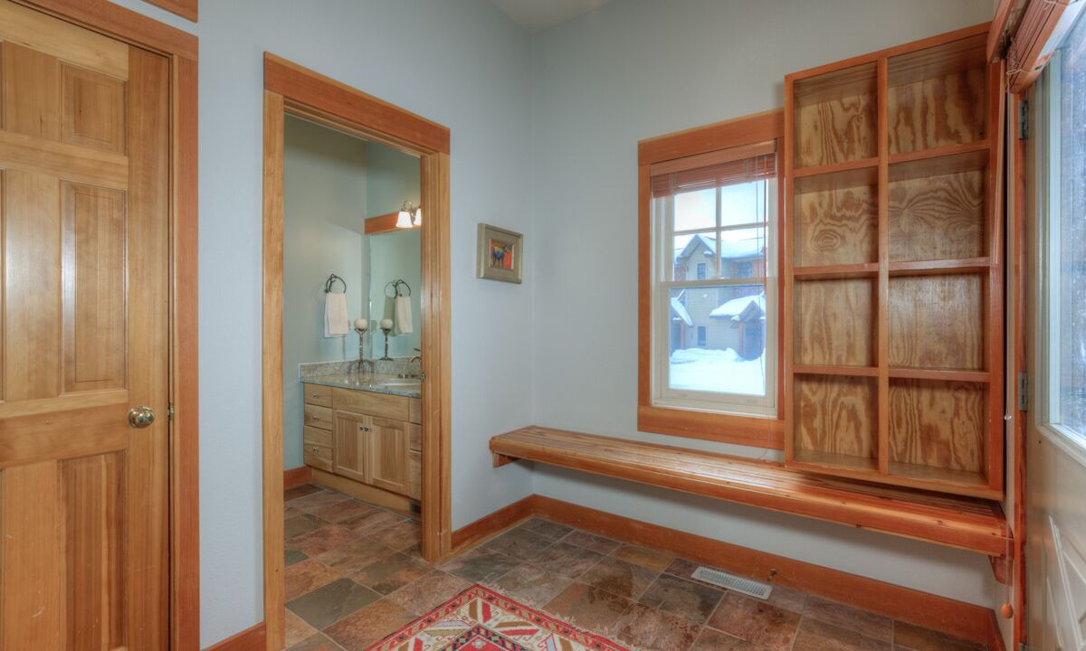 Photo of Bathroom in Saddle Ridge