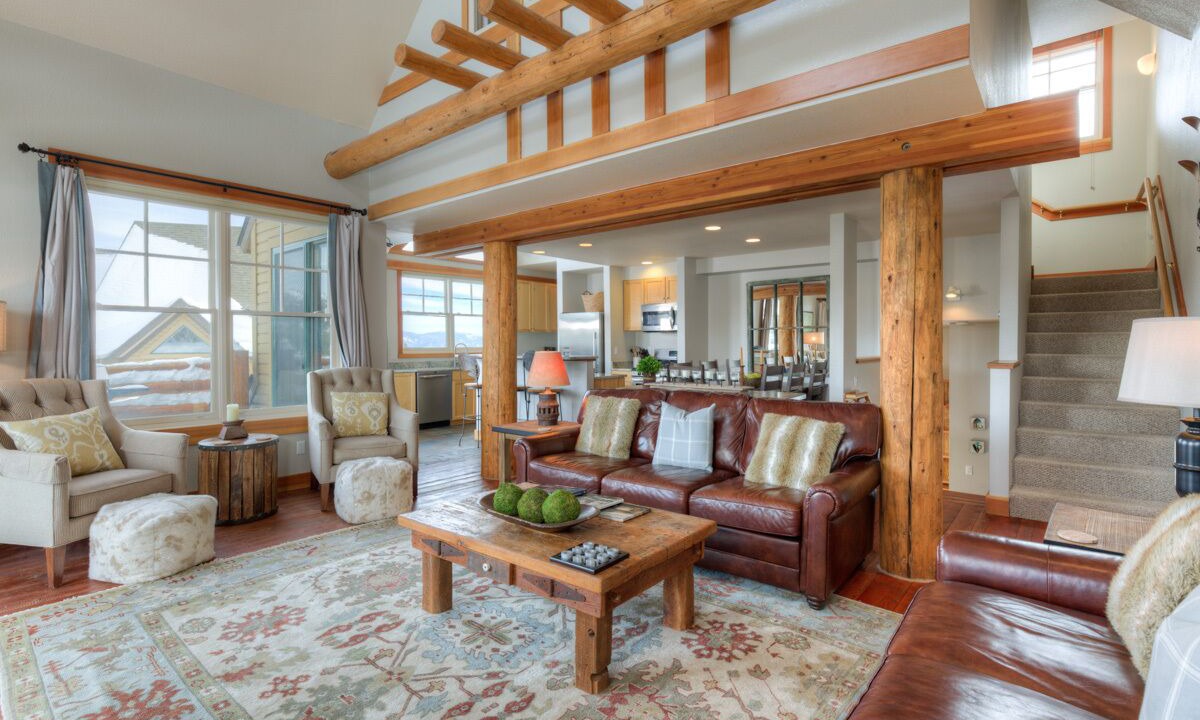 Photo of Livingroom in Saddle Ridge
