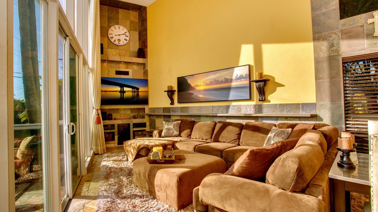 Photo of Livingroom in North Pacific Beach