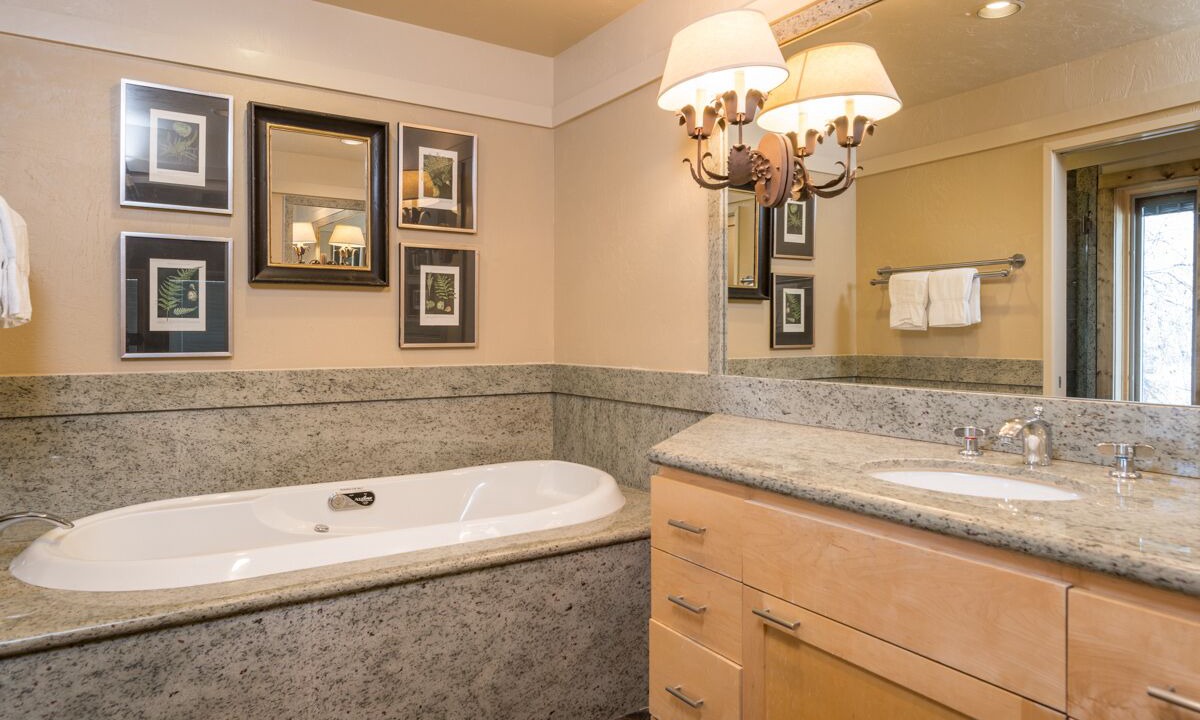 Photo of Bathroom in Warm Springs